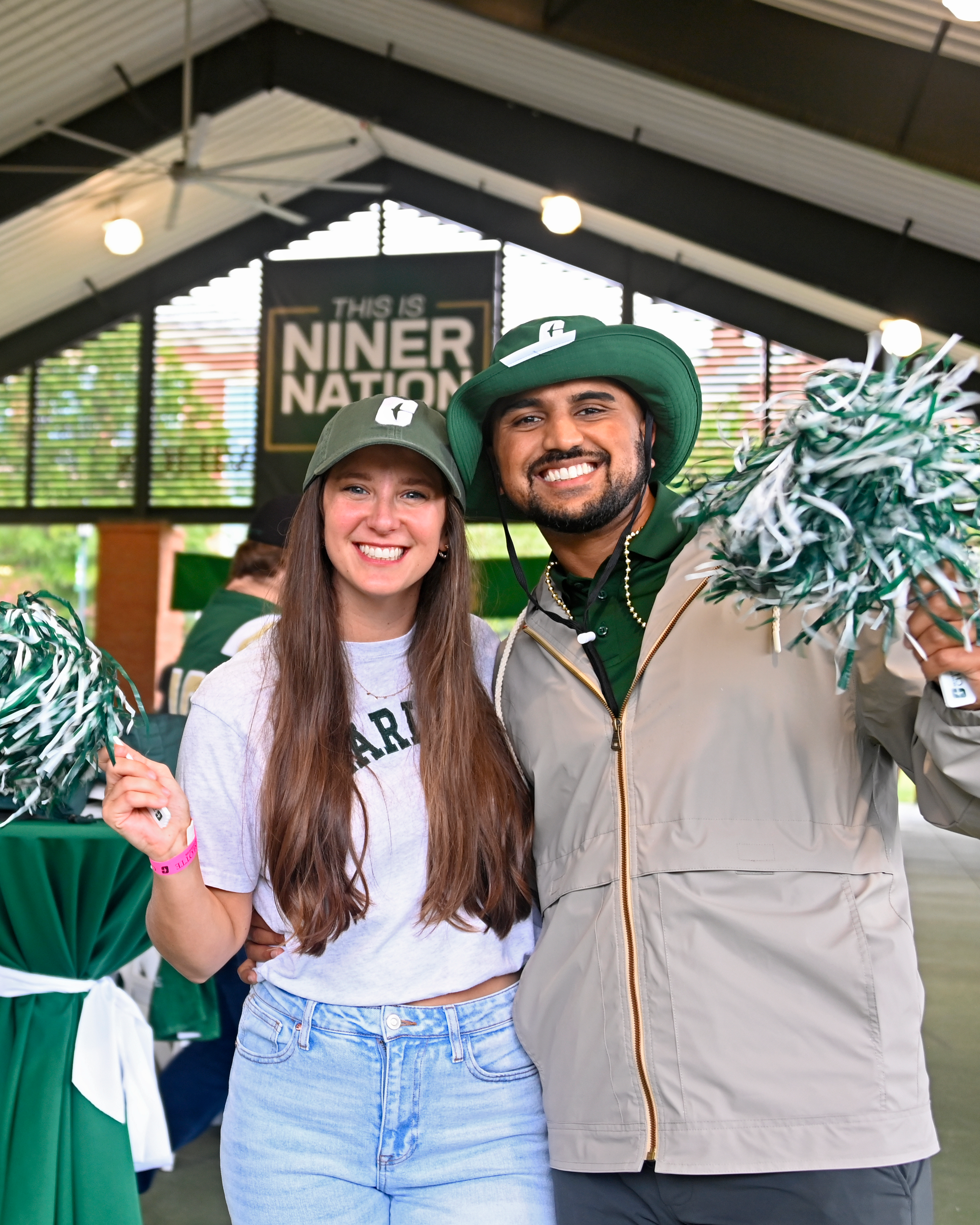 Belk College alumni at the Alumni Tailgate